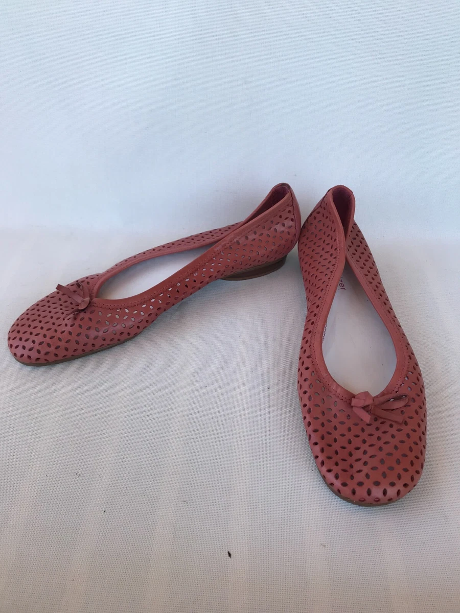 Naturalizer store pink flats