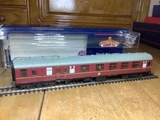 Bachmann 39-226 BR ER Mk.1 Maroon Brake Corridor Composite Coach BCK