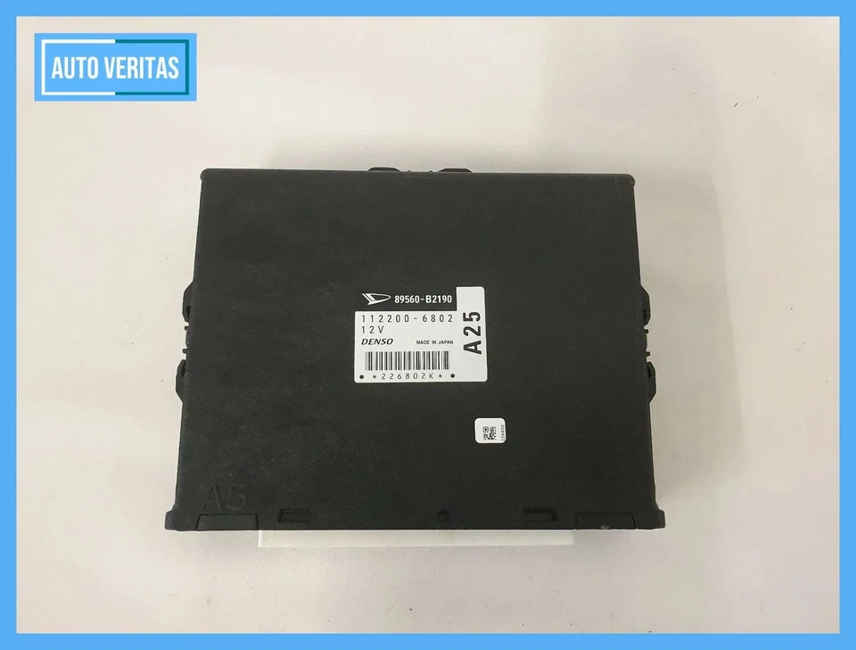 original Daihatsu Cuore L251 1.0L ECU engine engine control unit 89560-B2190 - Image 2 of 3