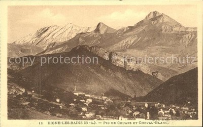 Digne-les-Bains Pic de Couars et Cheval Blanc Alpes
