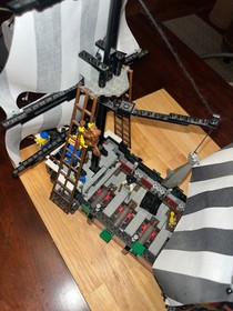 Lego Pirates 1993 Skull's Eye Schooner Set 6286, Missing 1 Piece, Manual Include