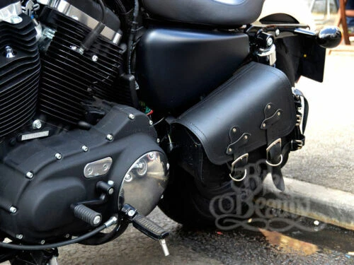 Schwarze Harley-Davidson Satteltaschen & Zubehör fürs Motorrad