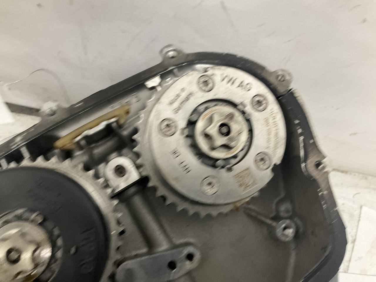 21-26 Bentley Bentayga 4.0L Twin Turbo Engine Right Cylinder Head P