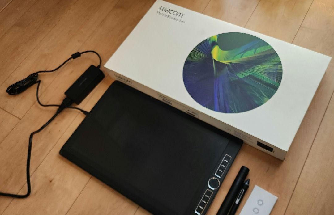 【箱無し】MobileStudio Pro16(Corei7 512GB) Wacom MobileStudio Pro 15.6