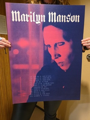 Marilyn manson ポスター Marilyn Manson Poster - Bloody Pose - New 24 x 36 inches - Walmart.com