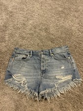 Free People We The Free Distressed Denim Shorts Button Fly Women s Sz 28 Fits 30
