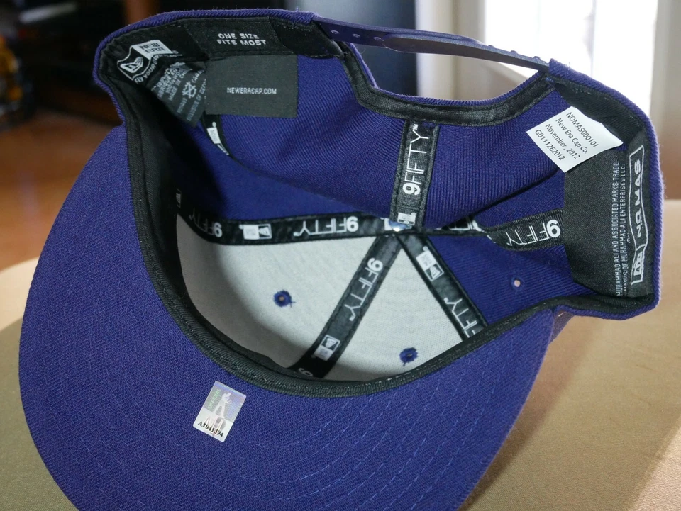 Muhammad Ali BEE Snap Hat Foundation Hologram 2012 New Era 950 RARE Cap - Image 3 of 4