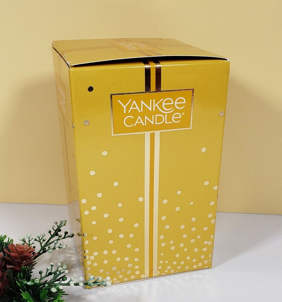 Yankee Candle Christmas Cookie 7oz. Jar Brand new Yankee Candle Single