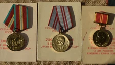 RUSSIAN SOVIET RUSSIA USSR Order PIN Badge Group Set of 3 Medals and Documents