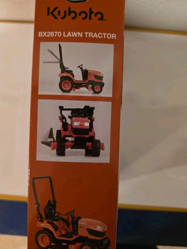 New Ray BX2670 Toy Lawn Tractor Wirh Lawn Tools Scale 1:18 - Image 4 of 4