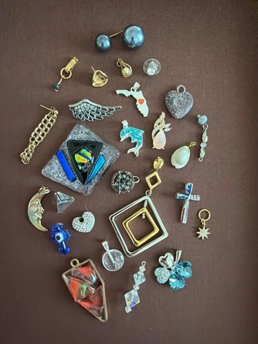 Vintage Pendant Lot 26 Pieces Costume Jewelry Charms Florida Cross Dolphin video thumbnail