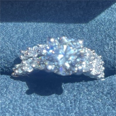 Pompeii3 Lab-Grown Diamond IGI 14k White Gold Engagement, total 3.68 ct VS2 E 7