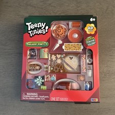 Teeny Tinies Holiday Party 20pc Mini Food Playset -New
