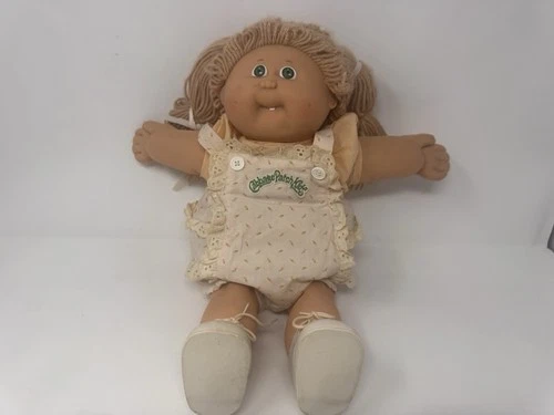 Vintage Cabbage Patch Kids Doll Peach Dress Logo Blonde Yarn Hair