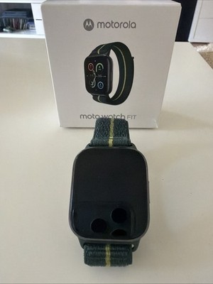 Moto Watch Fit con Moto AI (display OLED 1,9'', 100+ sport, GPS, HR tracking, IP6