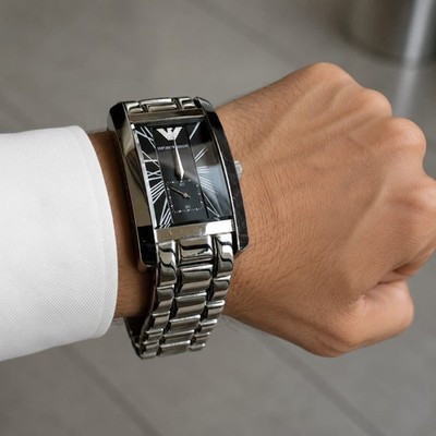 Emporio Armani Classic Herren-Armbanduhr AR0156