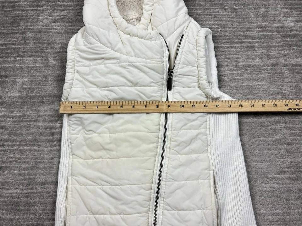 Colete Suéter Feminino Artisan NY Pequeno Branco com Capuz Zíper Completo Casual - Imagem 4 de 4
