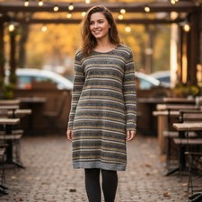 Yak & Yeti Dress Womens Sz Medium Long Sleeve Retro Boho Pullover Pockets Casual