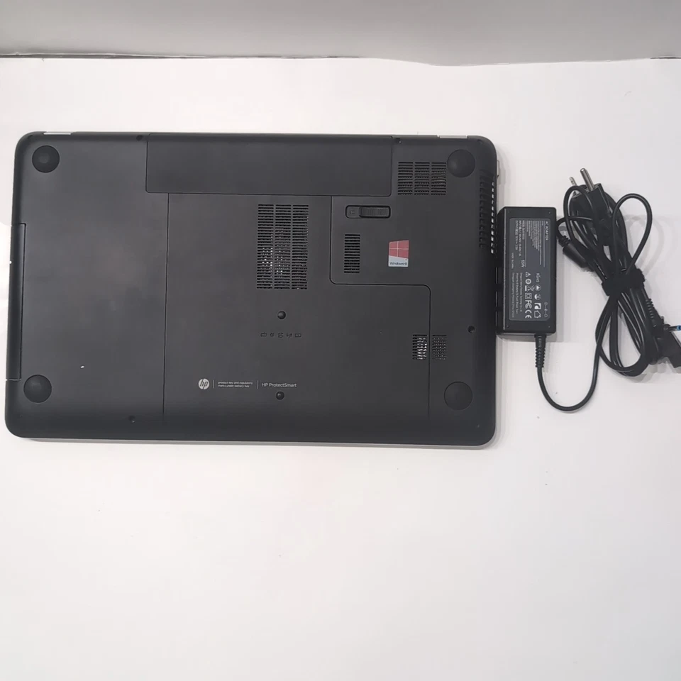 HP Pavilion 17-e016dx 17.3" AMD A8-5550M 2.1 Ghz 4 GB Ram NO BATTERY New Charger - Image 3 of 4