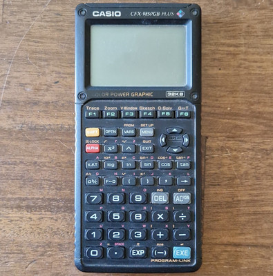 Casio CFX-9850GB PLUS Grafikrechner programmierbar LCD Batterie schwarz m. Hülle