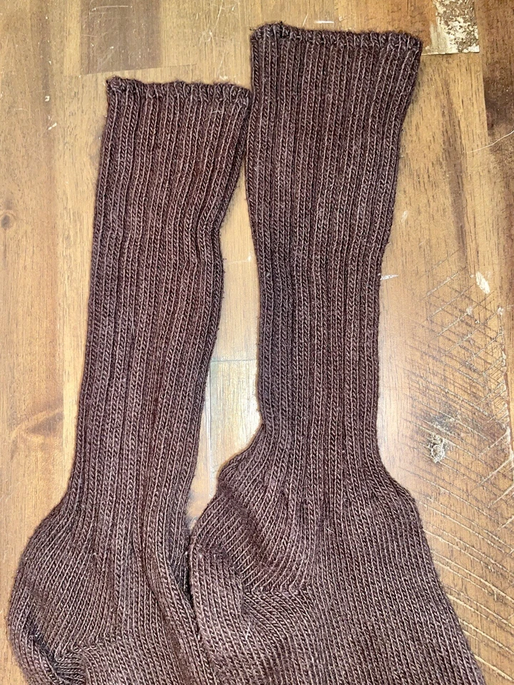 Vintage No Nonsense Women’s Brown Cuff Socks 1993 - Super RARE!!! - Image 4 of 4