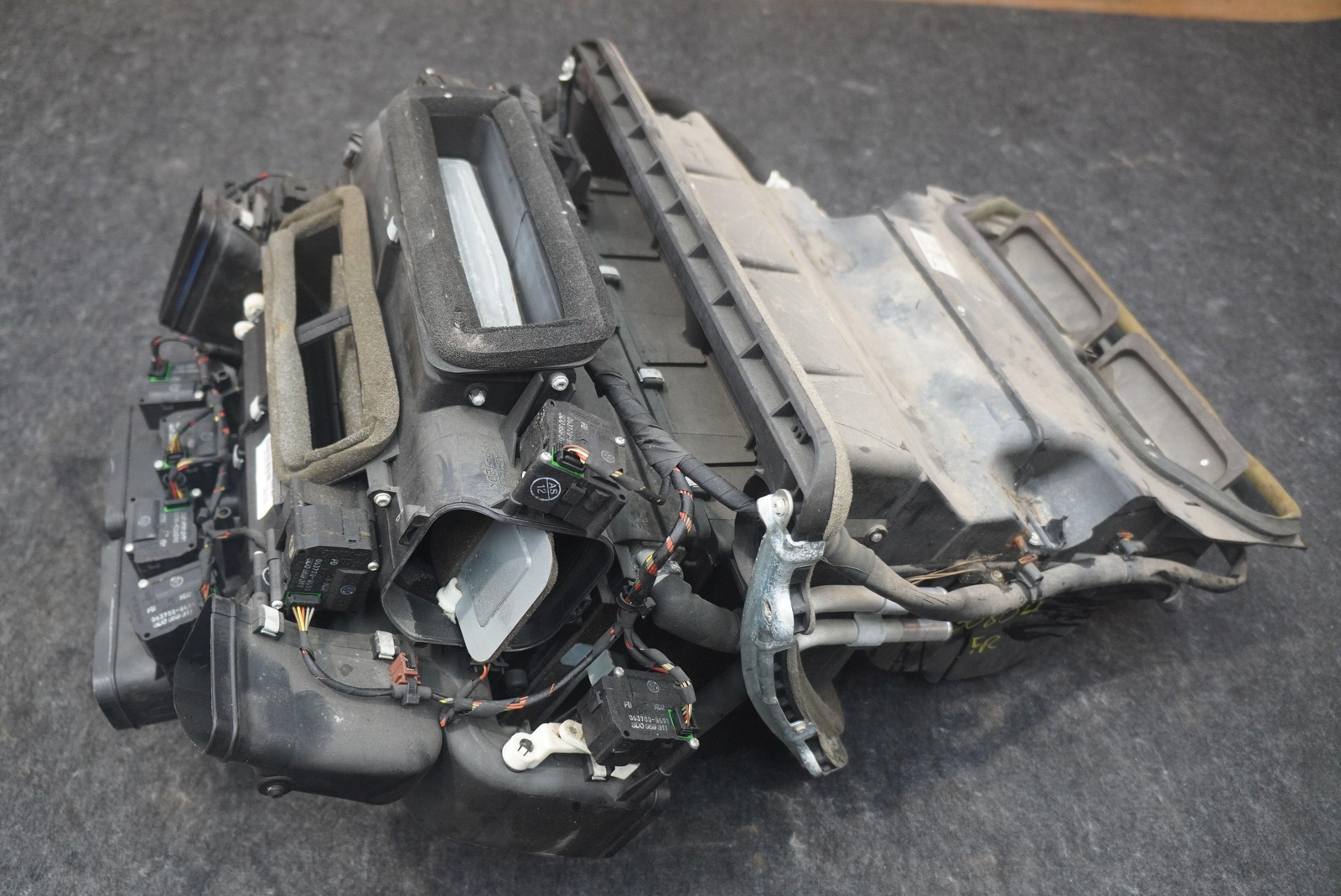 HVAC Heater Air Conditioner Core Box 3W1820003D Bentley Continental GTC 16 *Note