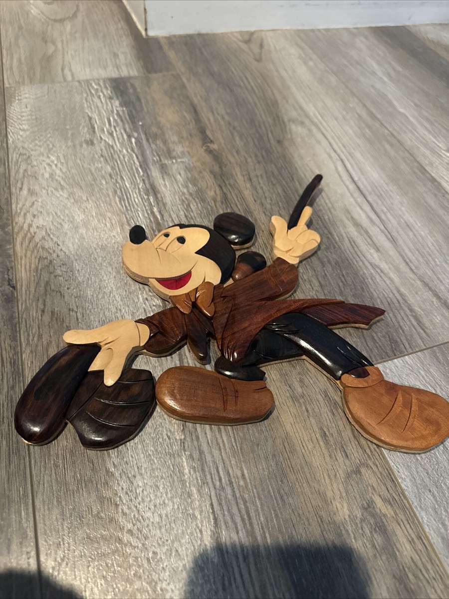 Wooden Wall Art Decoration Beautiful Detail Disney Mickey Mouse 8