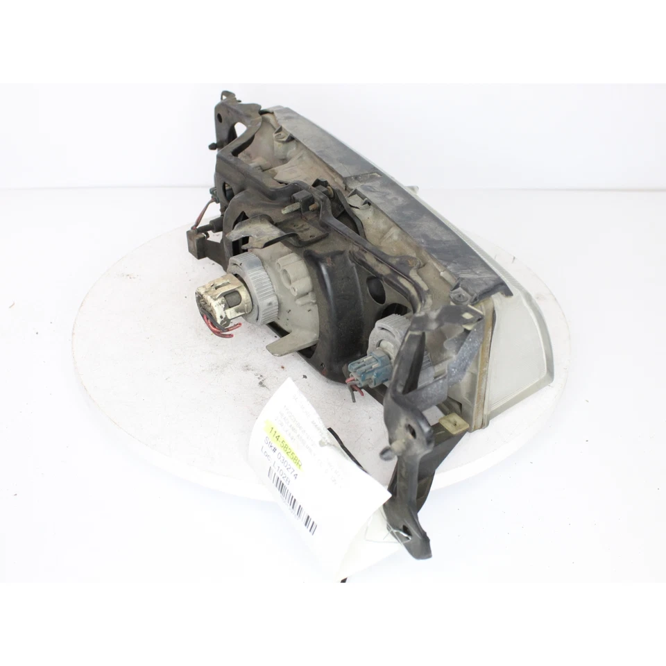 1992 Mazda MX-6 Headlamp Assembly Part Number - 114-58258R - Image 3 of 4