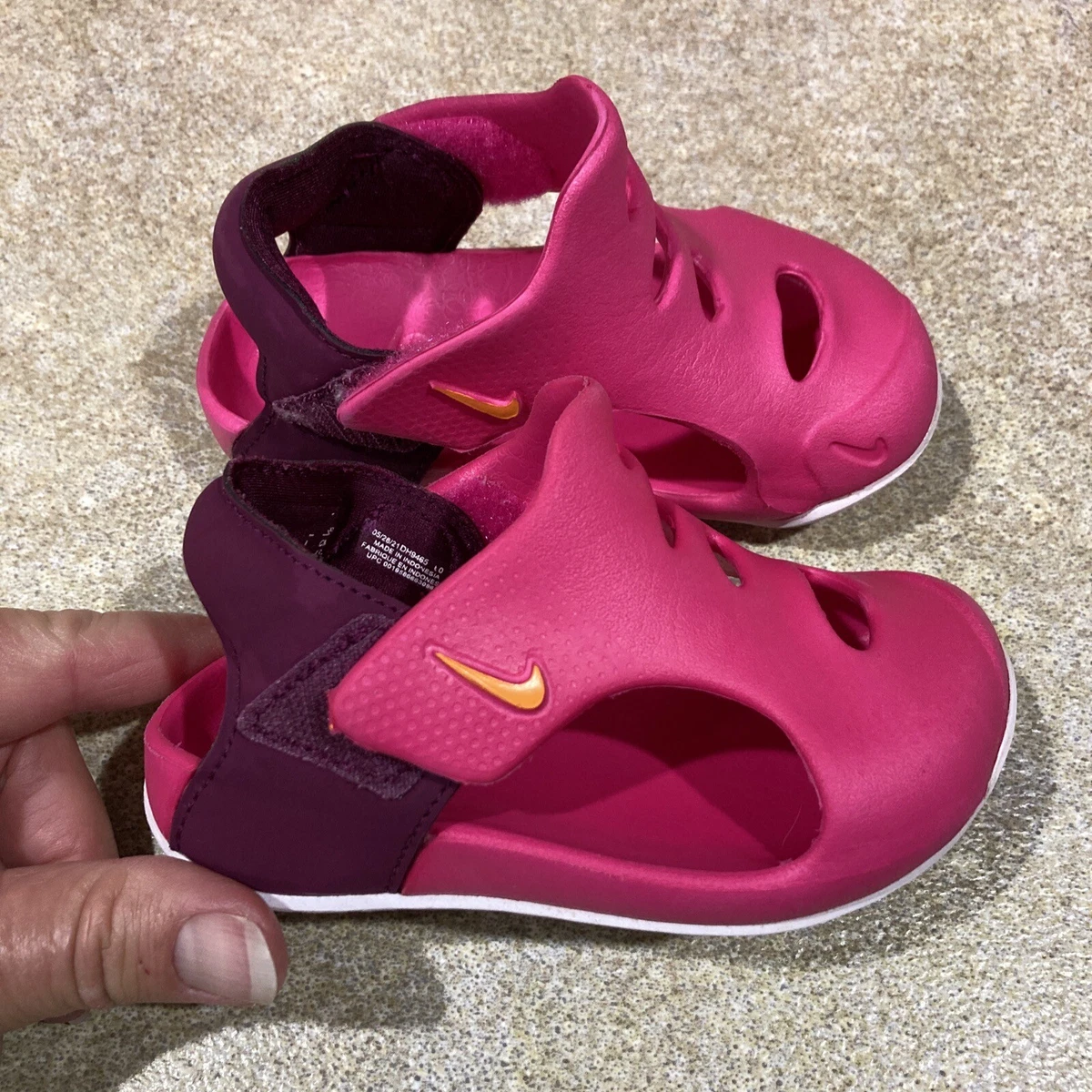 Size 6C Nike Sunray Protect 3 TD Toddler s Sandals Pink Prime Sangria White