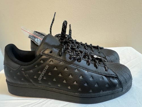 Size 10M- adidas Superstar All Black Pharrell - Picture 2 of 12