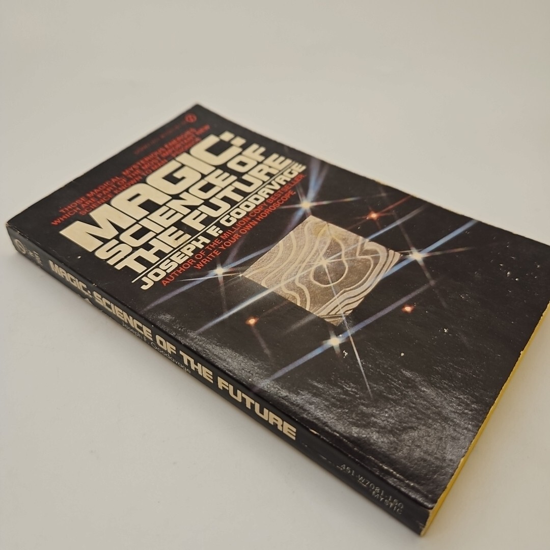 洋書　MAGIC:SCIENCE OF THE FUTURE　GOODAVAGE Magic Science Of The Future Joseph Goodavage 1976 Paperback