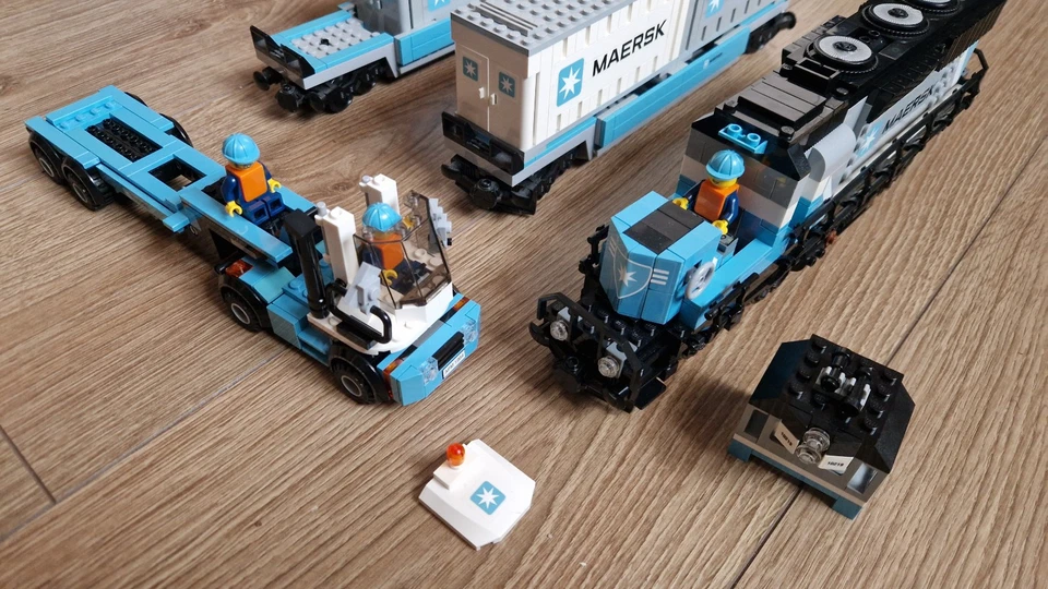 LEGO Creator 10219 Maersk Container Train, Foto 2 von 5