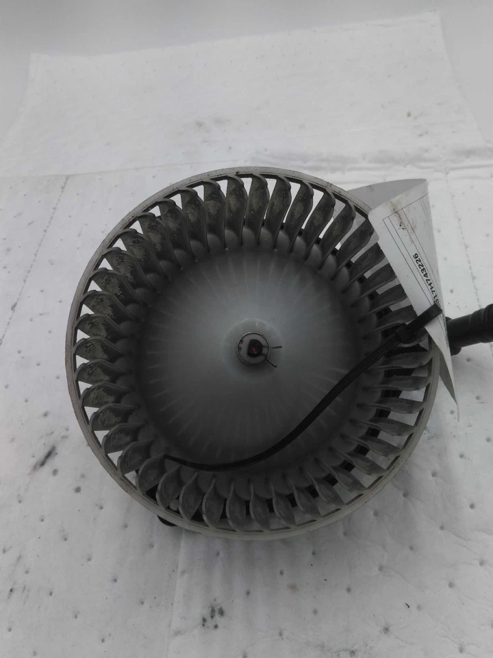 Motor de soprador HVAC usado serve: 2007 Subaru Forester exc. Modelo X grau A - Imagem 2 de 3