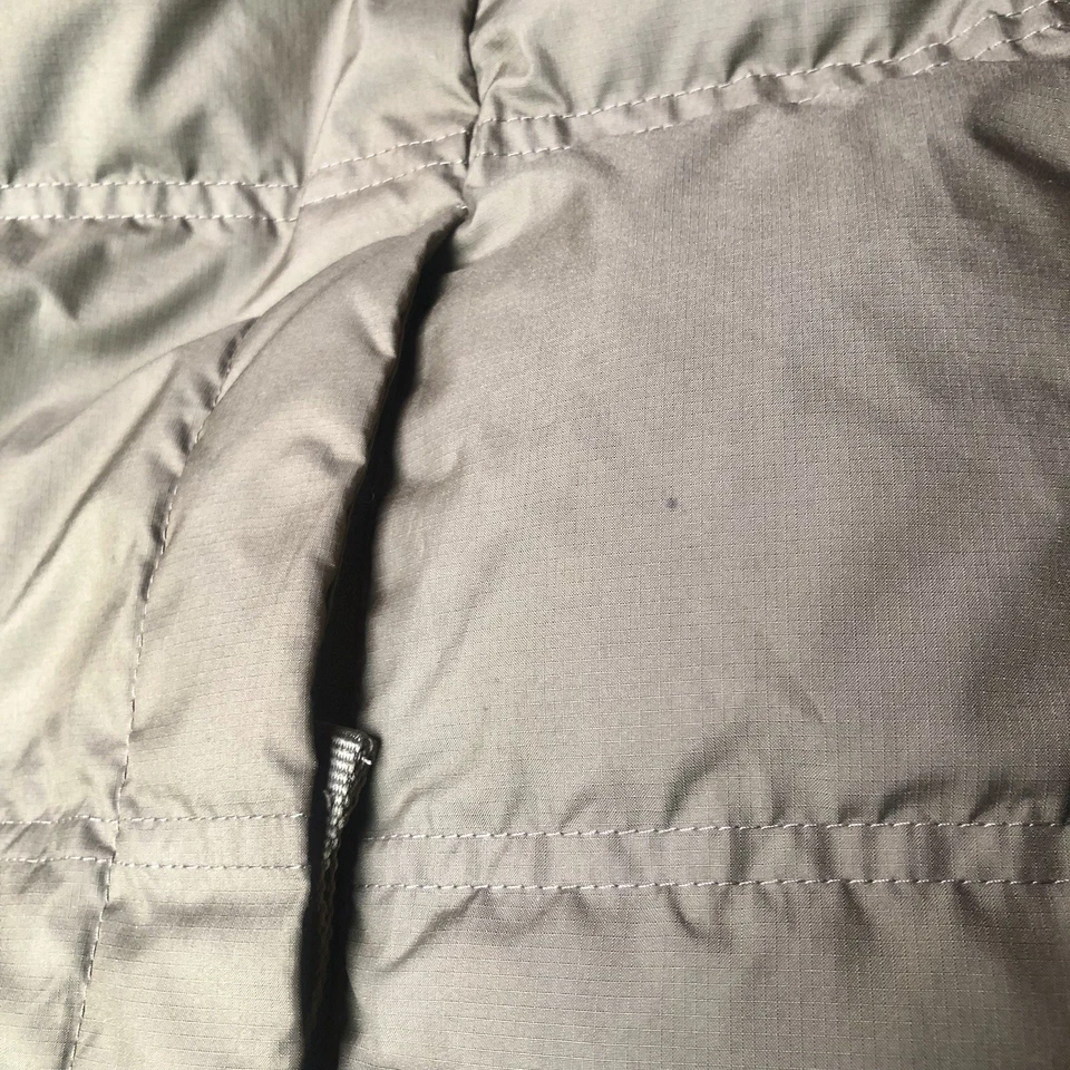 Chaleco acolchado LL Bean para hombre grande verde dos tonos Downtek empaquetable Gorpcore exterior Foto 3 de 4