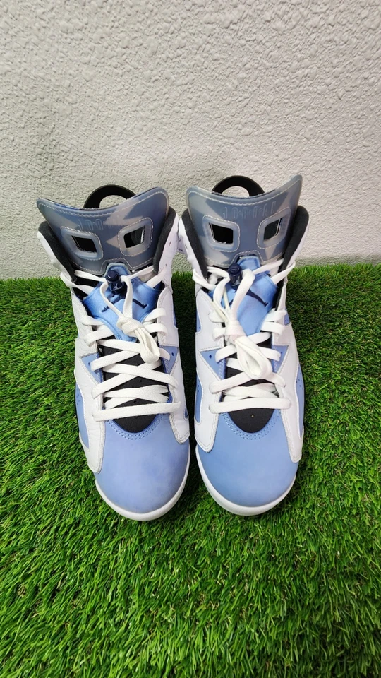 Air Jordan 6 Retro UNC Hombre Estado: Usado Sin Caja Foto 2 de 4
