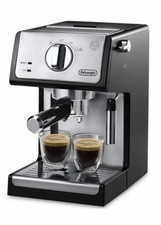 De'Longhi ECP3220 15-Bar Pump Espresso and Cappuccino Machine.