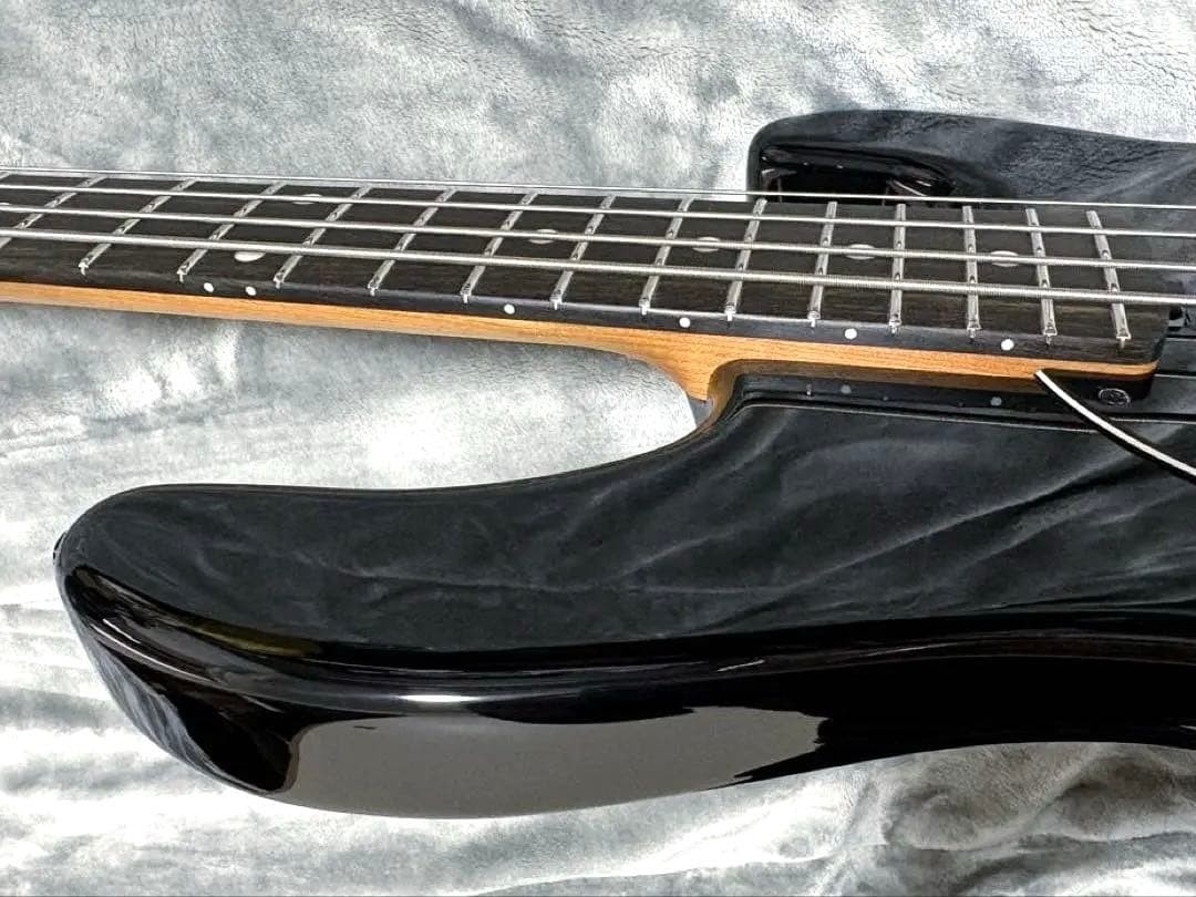Electric Bass Guitar Ernie Ball by MUSICMAN StingRay Special HH
