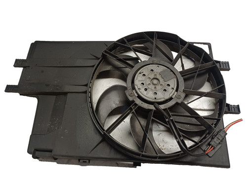 33A* Mercedes Bnez W168 A-Klasse Kühlerlüfter Lüfter Lüftermotor A1685000193