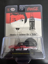 Lot de 3 véhicules moulés sous pression M2 Machines 1:64 Coca-Cola - 52500-RW03