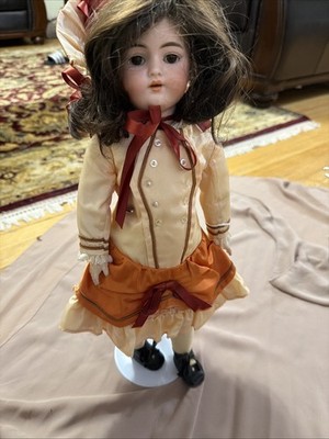 Antique 18'' SIMON & HALBIG  1079 DEP Doll