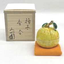 [Incense holder Yuzu] Sanshiro Imaoka with box