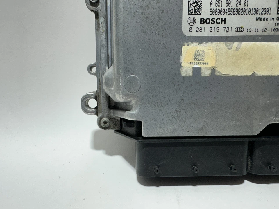 Mercedes-Benz GLE300d 2017 computadora cerebro control motor ECU ECM A6519004201 Foto 2 de 4