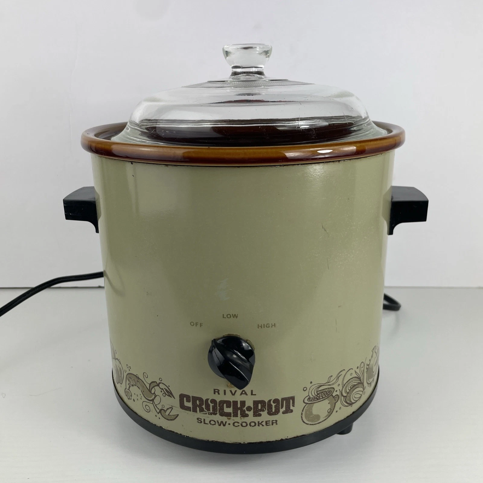 Vintage 1970s Rival Crock Pot Slow Cooker 3.5 qt Avocado Green Model 3100/2