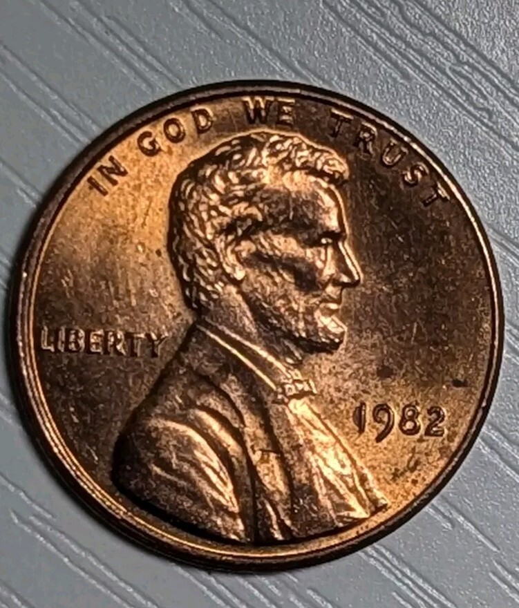 1982 Lincoln Memorial Penny Small Date Close AM DDO And Strike/Rim