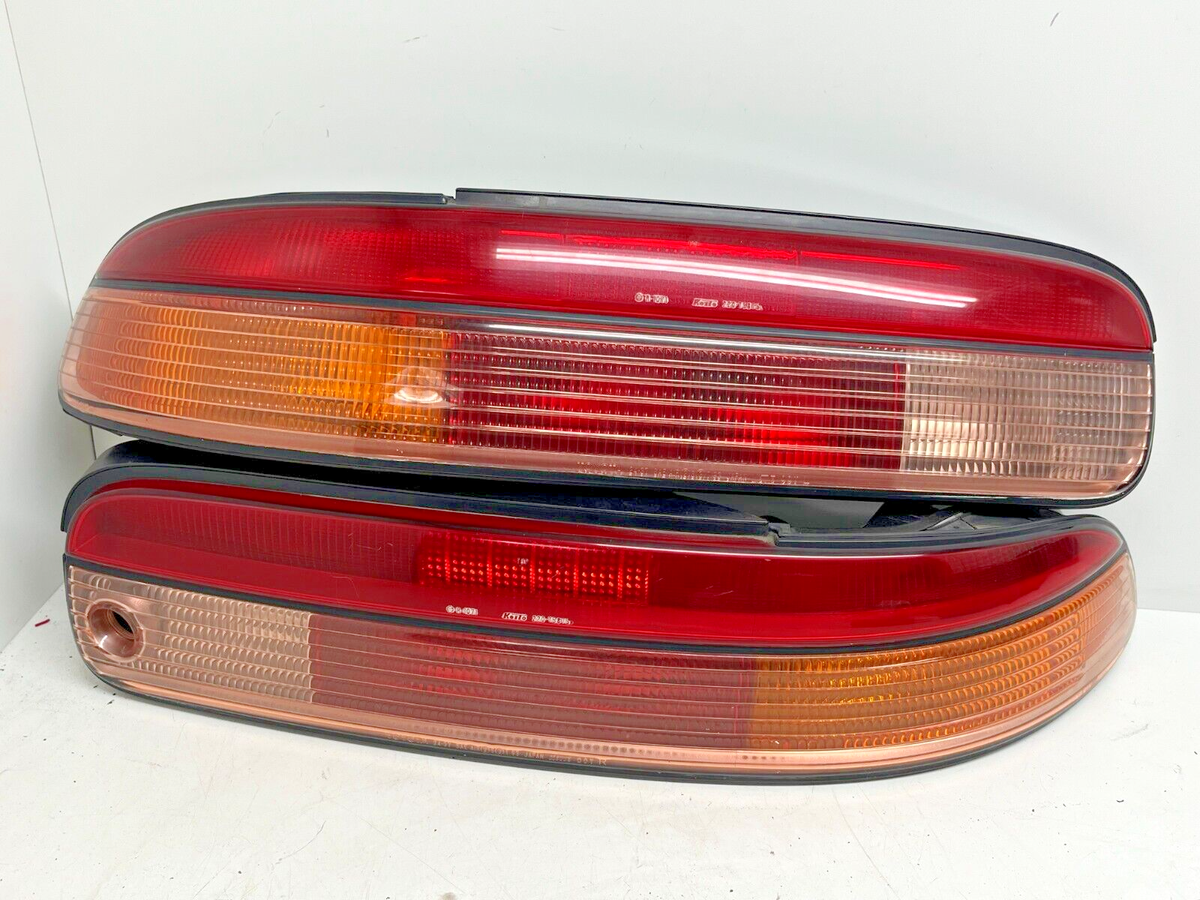 JDM TOYOTA LEXUS SOARER JZZ30 SC300 SC400 TAIL LIGHTS KOITO 220