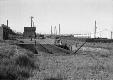 PHOTO  LMS TURNTABLE AT LLANDUDNO JCT IN 1963