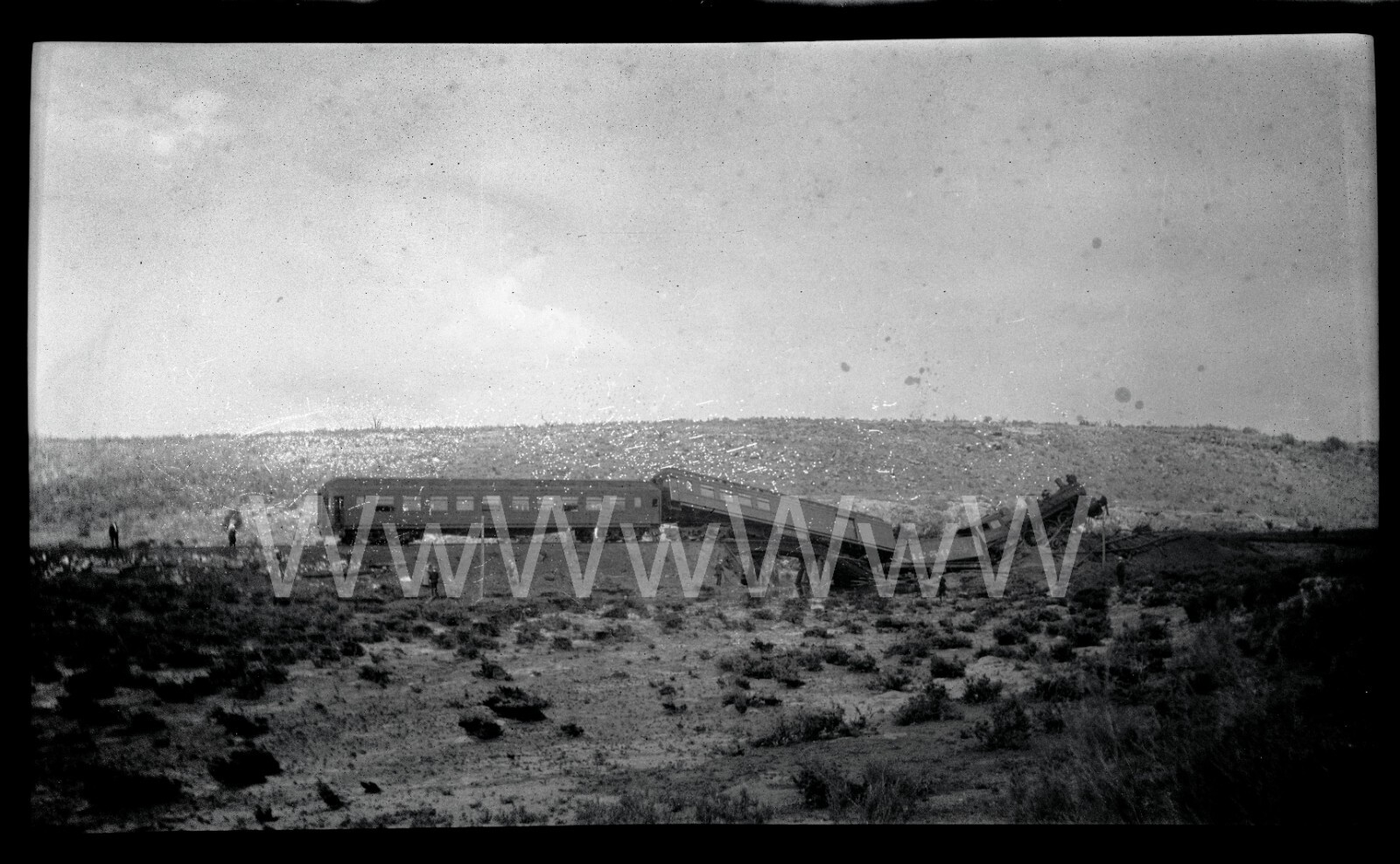 '30s Train Wreck Yellowstone National Park Rocky Mtns NYC Old Photo Negative D18