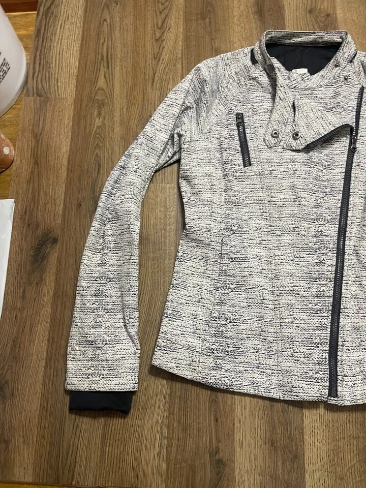 Mondetta Jacket, Women's Size Medium, White Black, Blazer, Asymmetric Full Zip - Image 3 of 4