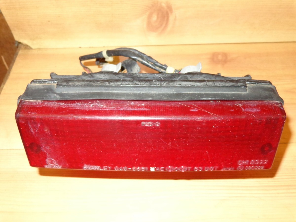 chi3555様 1985-87 Kawasaki ZX600 ZX 600 Ninja OEM Rear Tail Light Lamp 23025