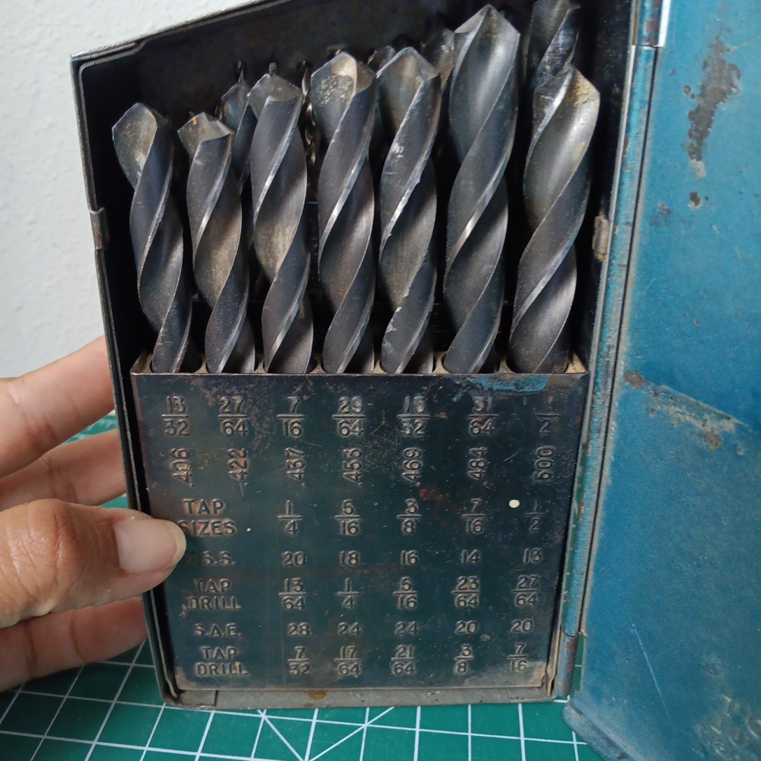 Vintage Huot St. Paul Drill Index 60 Drill 28 Bits Set Missing 5/16